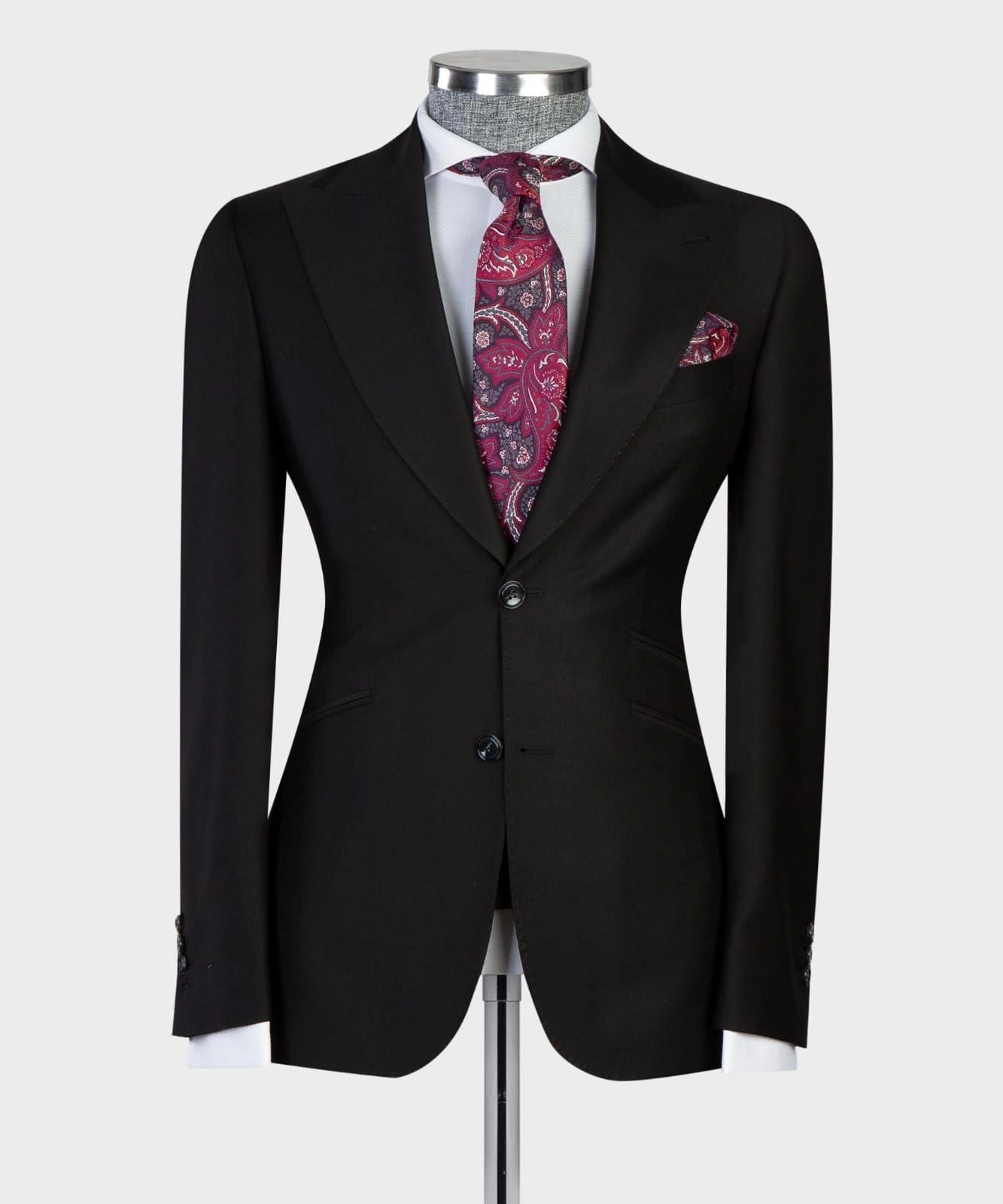 Traje de negocios elegante negro, 3 piezas: Impacto y estilo impecable.